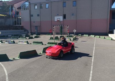 vožnja po poligonu - program Jumicar